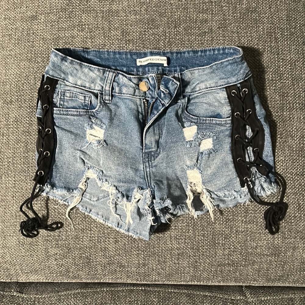 Jean shorts with side lace up